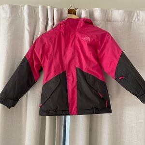 The North Face 2 in 1 jacket. Grey and vibrant pink. Size Small 7/8